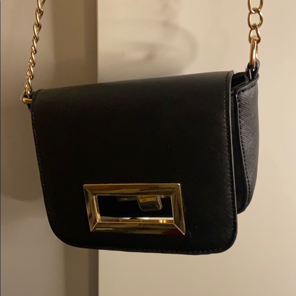 Mini crossbody 👜 - Picture 2 of 7